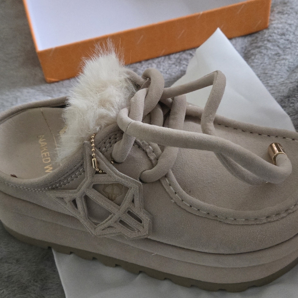 Ladies slides by Naked Wolfe